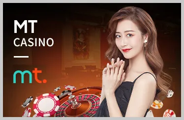 Màn hình trò chơi slot với các biểu tượng quay và nút Spin.